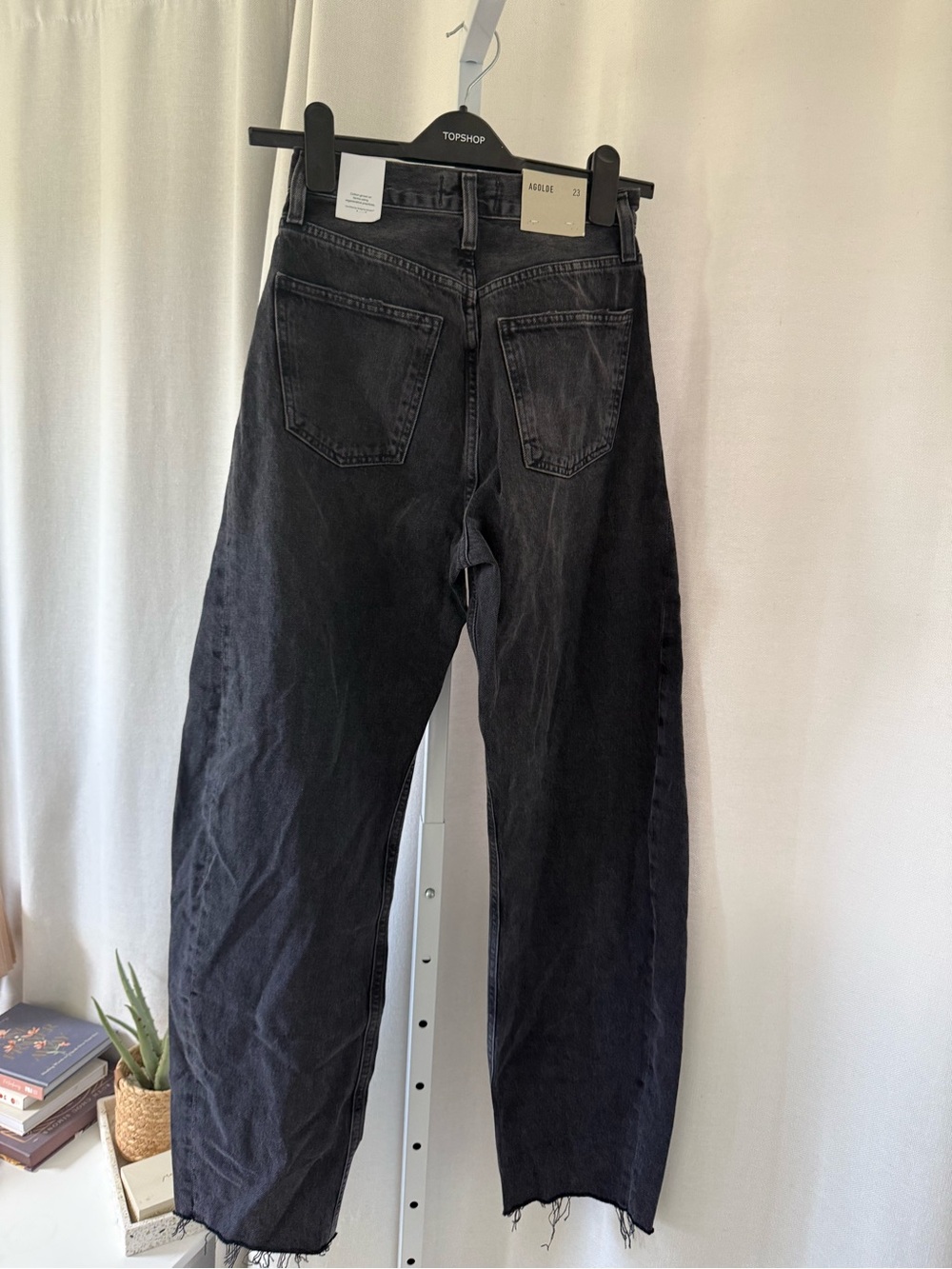 agolde luna pieced barrel jean POSSES ***FIRM PRICE - Picture 6 of 10